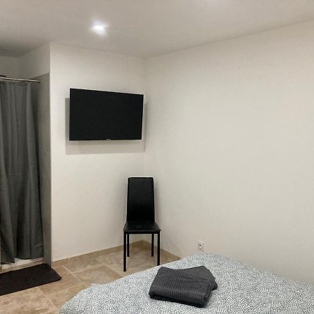נים Mas Feuillade Logement Partage מראה חיצוני תמונה
